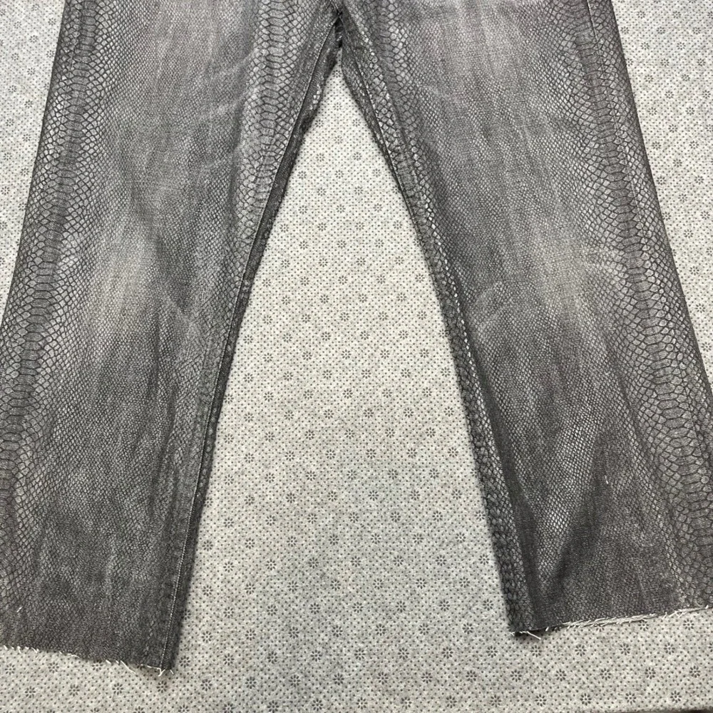 Vintage USA True Religion Ricky Snakeskin Jeans Mens 40x28 Black Grey Raw Hem